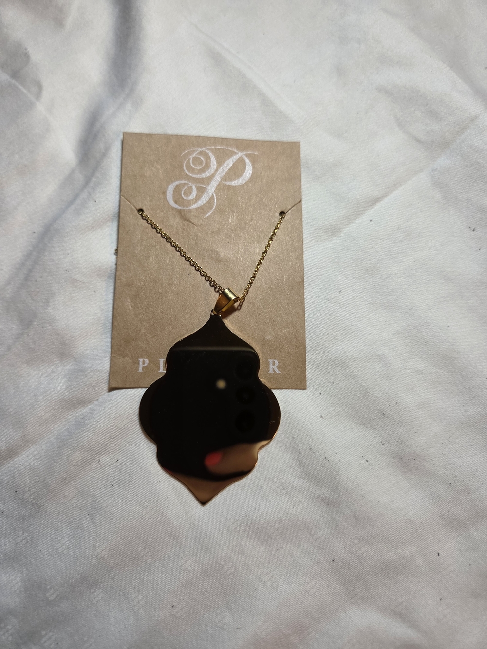 Plunder Gold Mirrored Quatrefoil Pendant Necklace